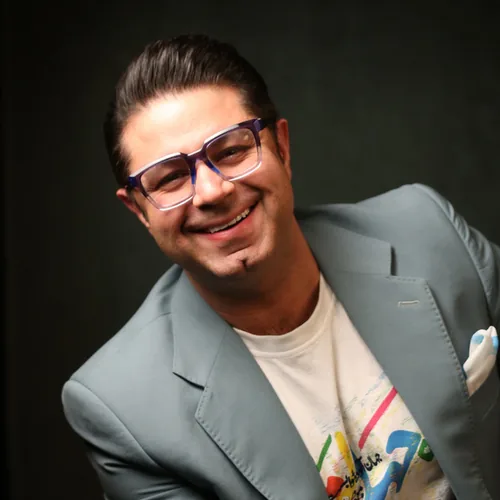 حجت اشرف زاده